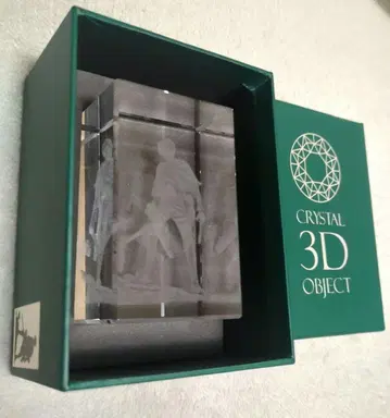 진격의 거인 리바이 병장 3D 크리스탈 오브제