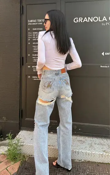 거울 나인 Marie damage denim