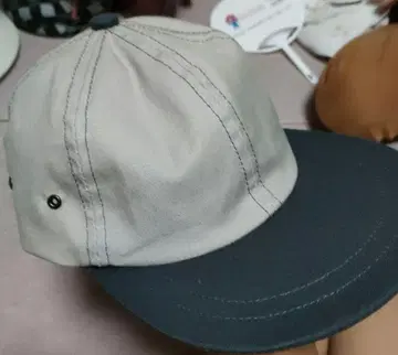 새상품급 고요 캡