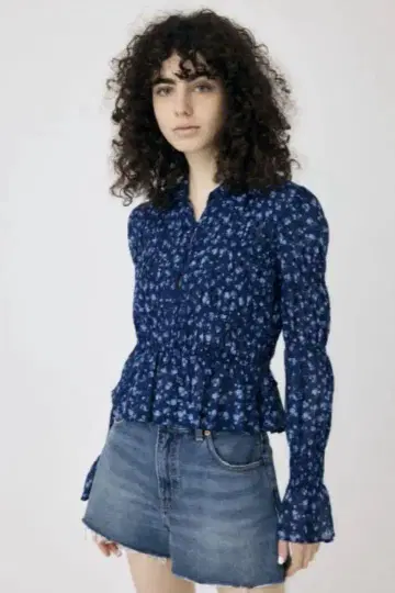 MOUSSY SHIRRING FLORAL FIT 셔츠