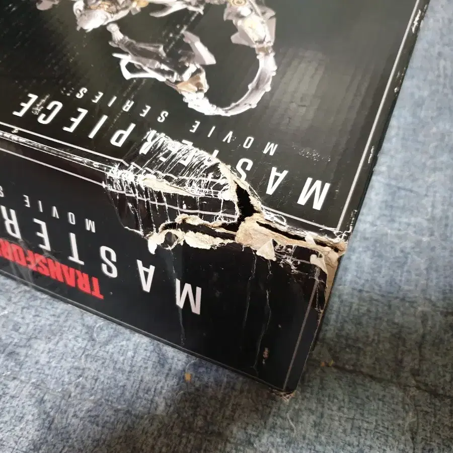 Selling Transformers MPM figure Megatron. #megatron,#타카라토미,#트포,#매가트론,#옵티머스  on Bunjang Global Site.