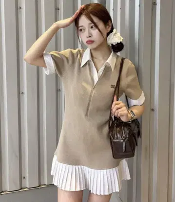 NICE CLAUP 도킹 플리츠 미니 원피스 M 베이지