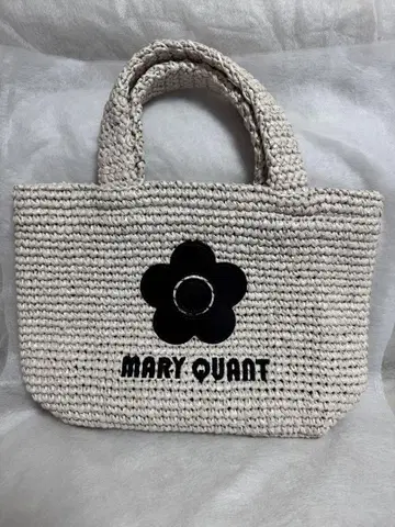 MARY QUANT 바스켓백