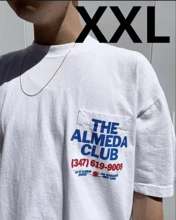The Almeda club 포켓 부착 티셔츠
