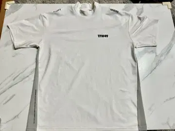 TFW49 XL 사이즈 화이트/그레이 셔츠