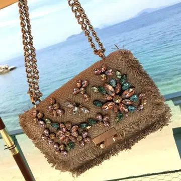 자라 백