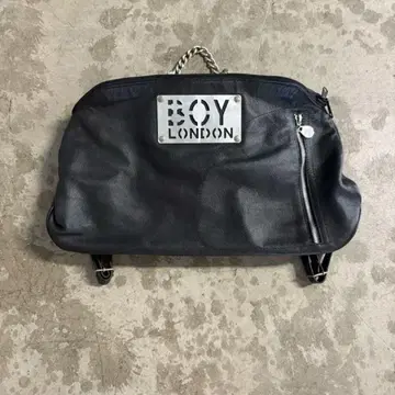 보이 런던 가죽 가방