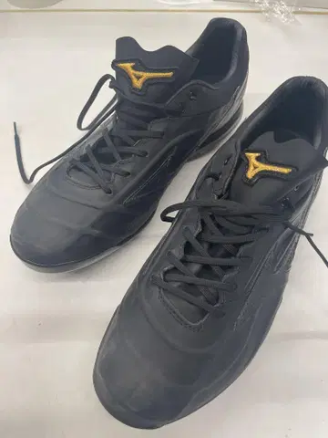 Mizuno 블랙 스파이크 슈즈 26.5 수지
