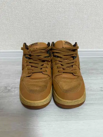 VANS off the wall 스니커즈 V2202BT