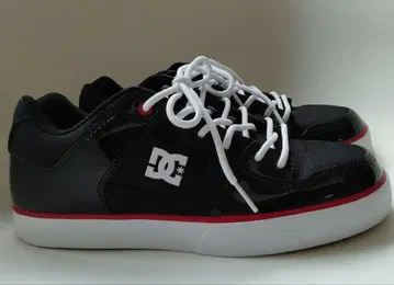 DC 스니커즈 에나멜 25.5cm