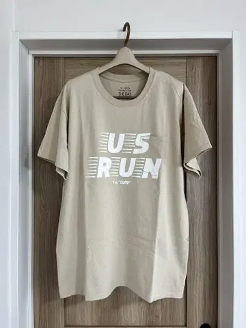 THE DAY ON THE BEACH Tee L 사이즈