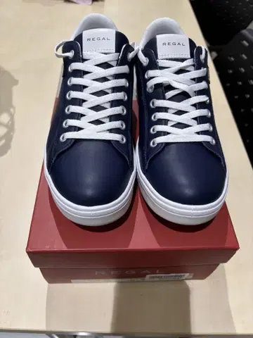 REGAL 51DL 네이비 스니커즈