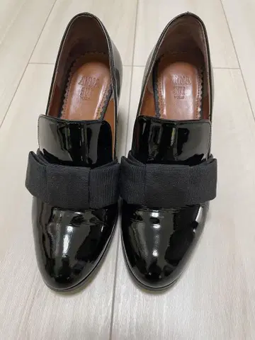 ANNA SUI 안나수이 힐 로퍼