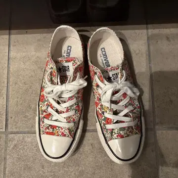 CONVERSE ALL STAR 꽃무늬 스니커즈