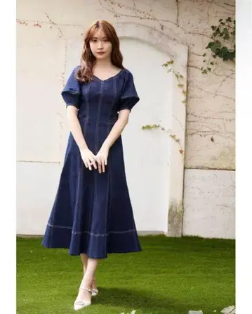 헤르리프토 임페리아 볼륨 소매 드레스