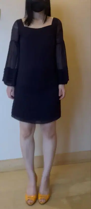 DIANE von FURSTENBERG 실크 시스루 소매 미니 원피스
