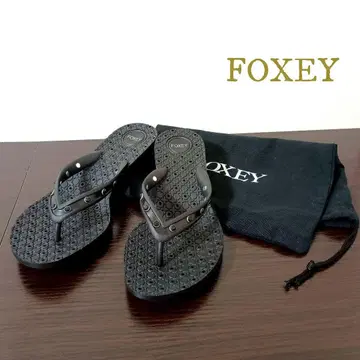 폭시 FOXEY 비쥬 플립플랍 35 사이즈 블랙