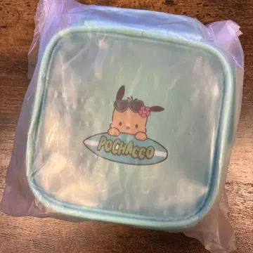 올리브영 산리오 포차코 파우치
