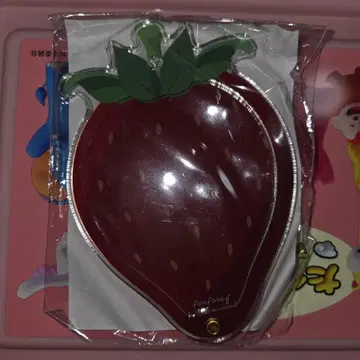 후쿠야 딸기 아크릴 프레임