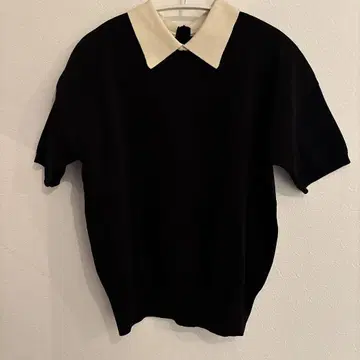 앞뒤로 모두 사용할 수 있는 티셔츠