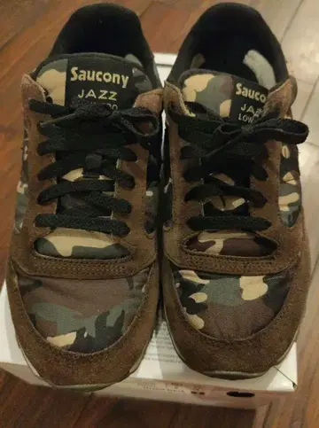 Saucony Jazz Low Pro 카모플라쥬 스니커즈