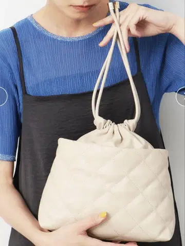 OPAQUE.CLIP 퀼팅 복조리 숄더백