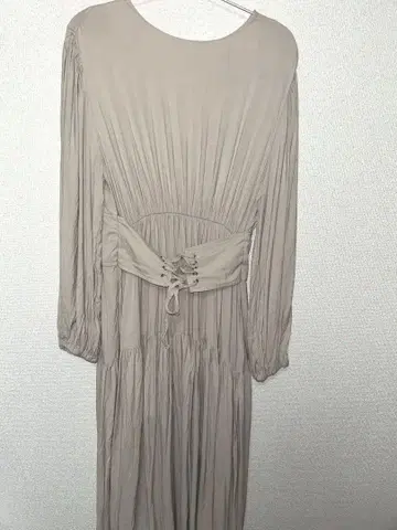 le.ema 긴팔 플레어 원피스