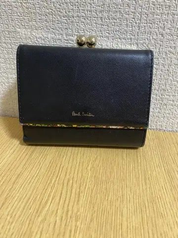 폴스미스 3단 폴더형 지갑 블랙 플라워 무늬 내부
