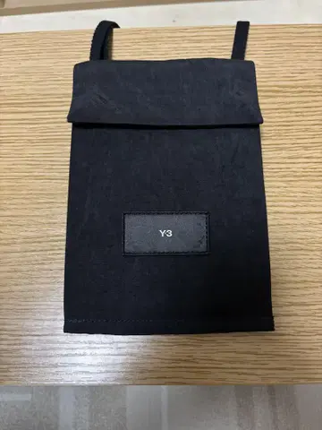 Y-3 포켓 백