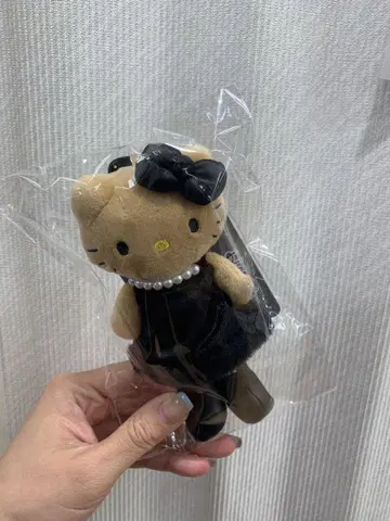 헬로키티 블랙 드레스 봉제 인형 약 15cm