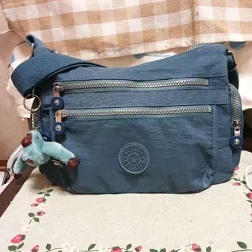 Kipling 숄더백 파랑