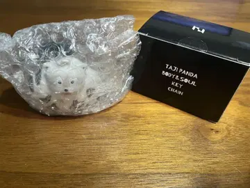 INI 타지판다 화이트 & 그린 택