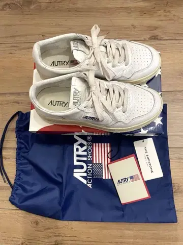 오토리 AUTRY MEDALIST 스니커즈 37 24cm