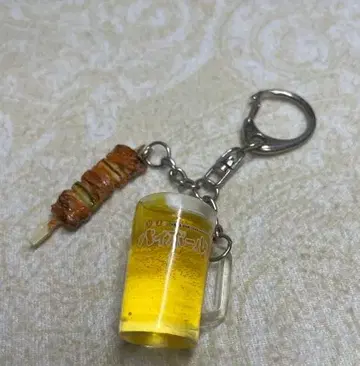 맥주와 닭꼬치 키링