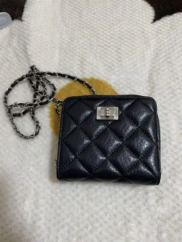 블랙 퀼팅 코인 케이스