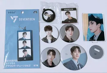 SEVENTEEN 도겸 캔뱃지, 키링, 아크릴 스탠드 세부치 카페