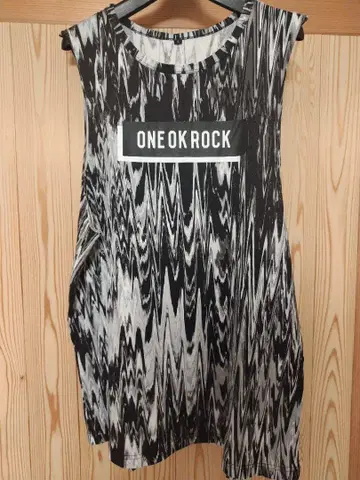 ONE OK ROCK 원오크록 탱크탑 슬리브리스 L 사이즈