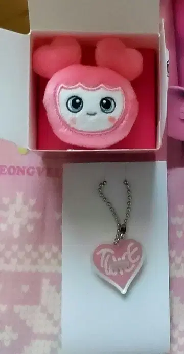TWICE~모모 봉제 인형 반지 THIS IS FOR 팝업