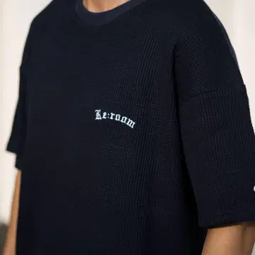 reroom 리룸 소프트 와플 로고 자수 빅 티셔츠