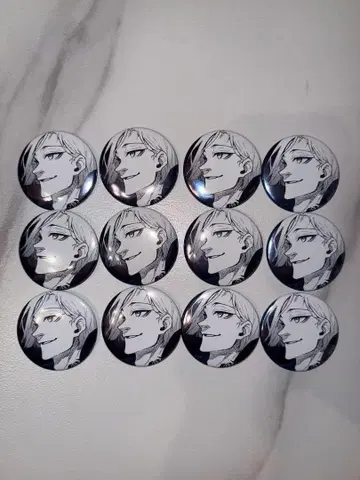 미하엘 카이저 캔뱃지