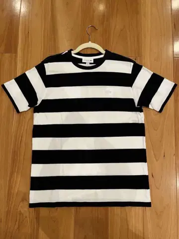 라코스테 블랙 화이트 스트라이프 티셔츠