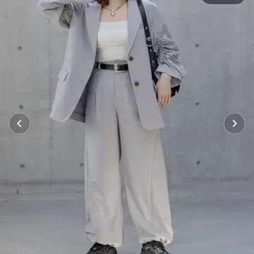 PAGEBOY 라이트 그레이 셋업