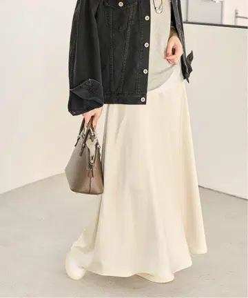 satin glace 스커트 화이트 36 사이즈
