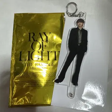 THERAMPAGE 요시노 키토 RAYOFLIGHT 사진 소품