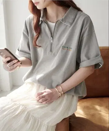 DISCOAT (디스코트) 피그먼트 하프 지퍼 티셔츠
