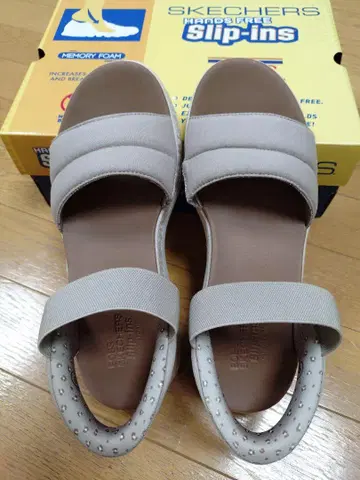 스케쳐스 BOBS 슬립 인 샌들