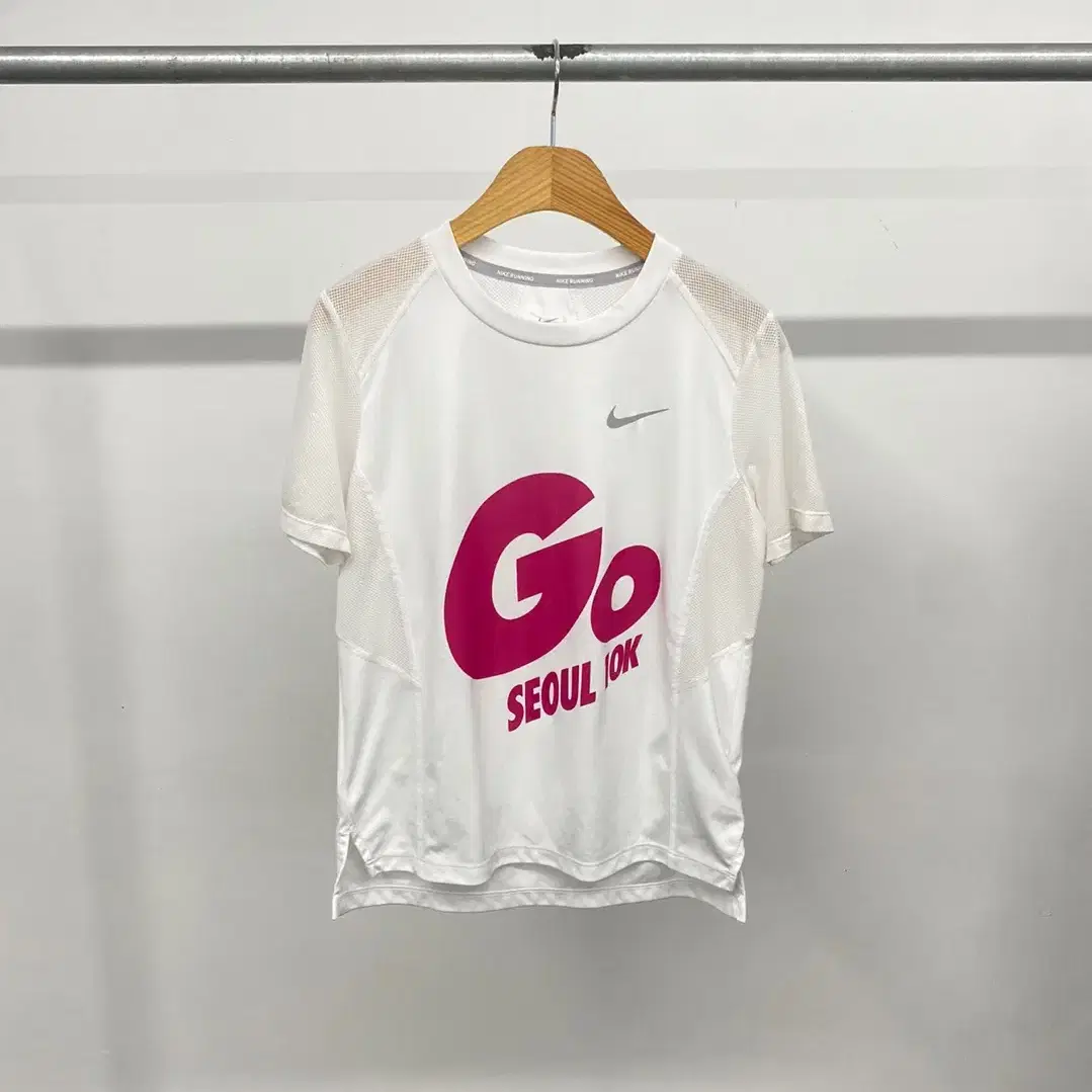 NIKE 나이키 (S, 80) Women's Dri-FIT Seoul Nike Marathon Running