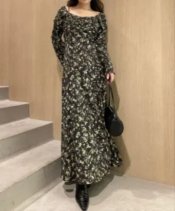 프레이 아이디 퍼프 슬리브 리본 프린트 원피스 플라워 무늬 블랙