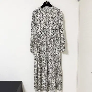 ZARA 자라 꽃무늬 긴팔 플레어 원피스 티어드