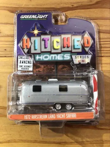 그린 라이트 1972 AIRSTREAM LAND YACHT SAFARI